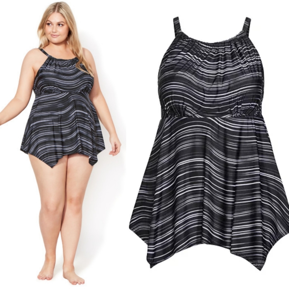 New Evans By Avenue Womens Plus size Hanky Print Tankini Top In Black Ripple 22W